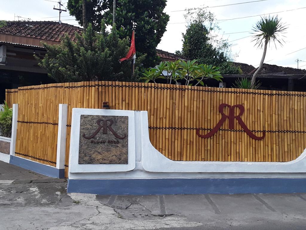 Rumah Roso Homestay Джокьякарта Экстерьер фото