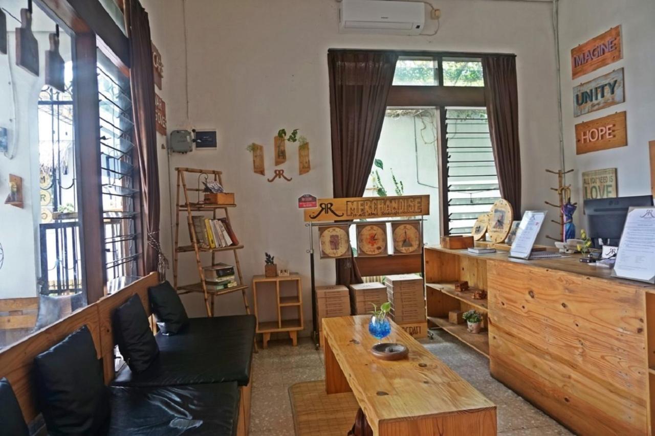 Rumah Roso Homestay Джокьякарта Экстерьер фото